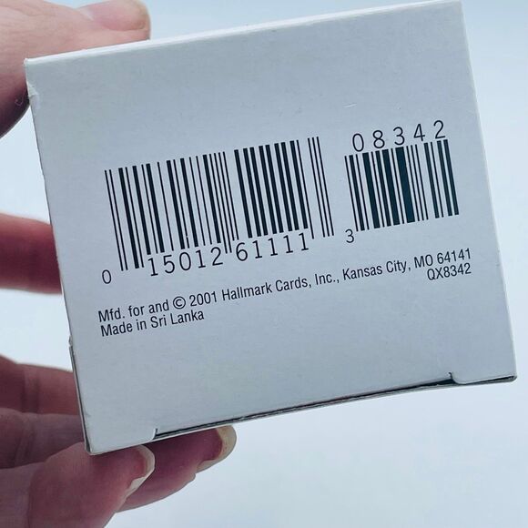 Hallmark Keepsake Ornament 2001 Safe & Snug Penguin Mom and Baby NEW - Picture 4 of 6